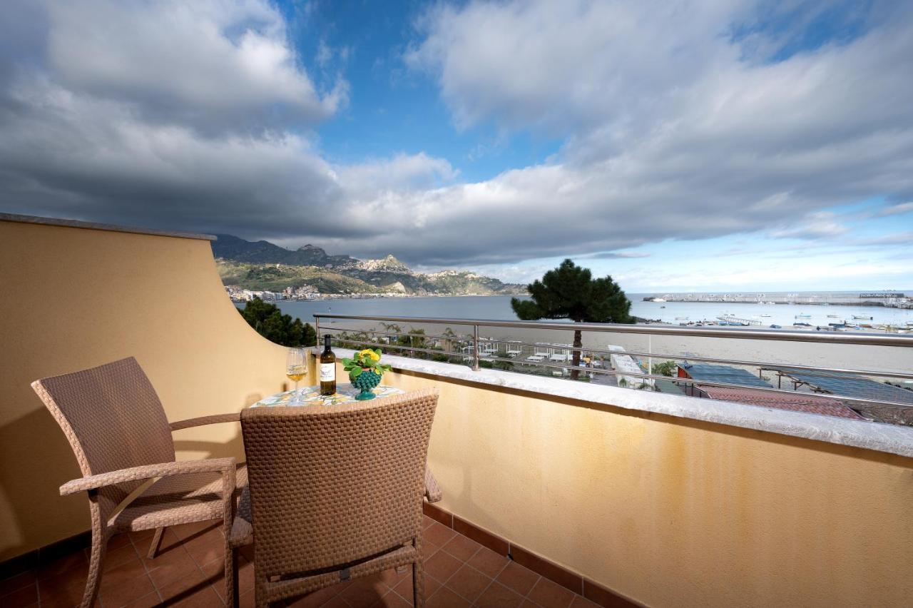 Hotel Sabbie D'Oro Giardini Naxos Exterior foto