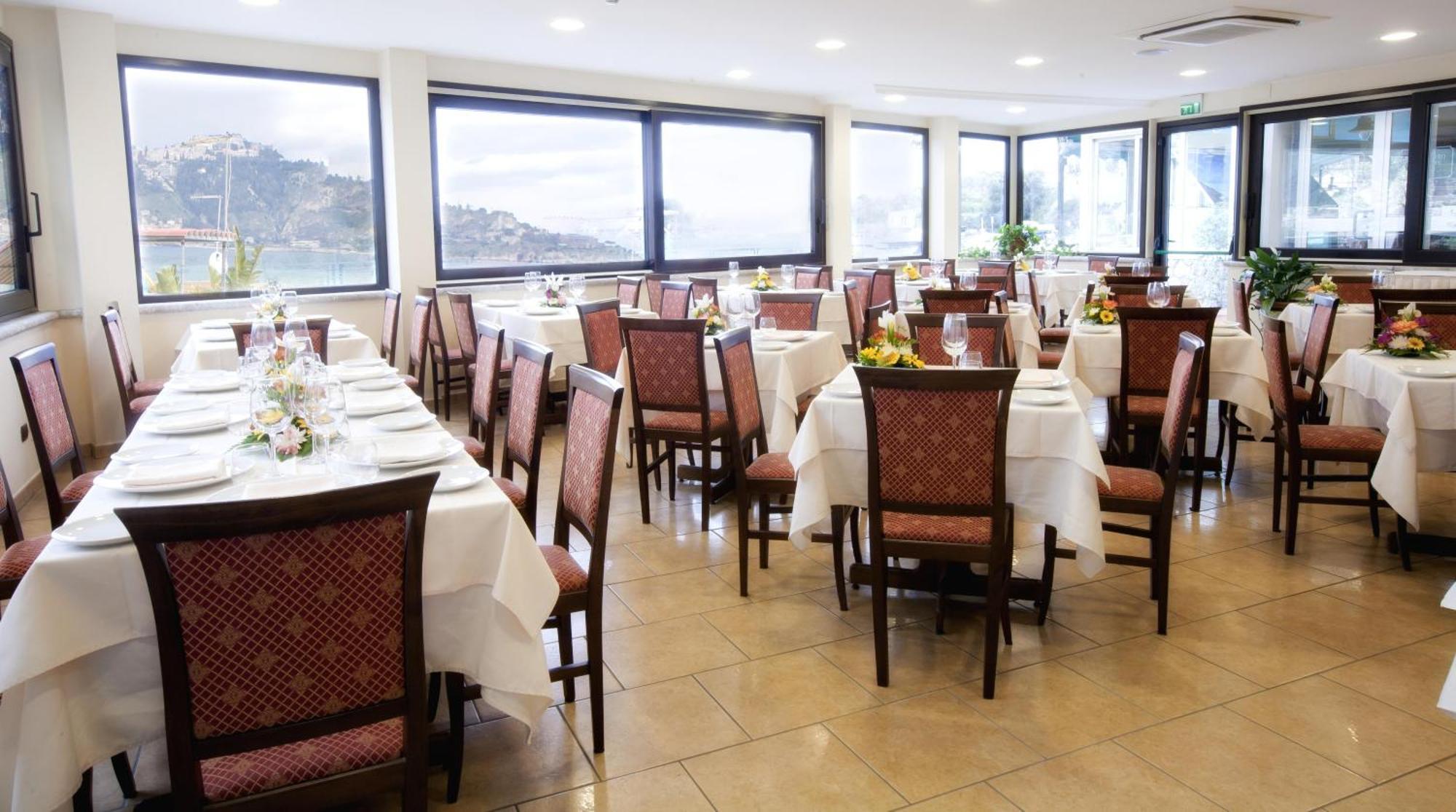 Hotel Sabbie D'Oro Giardini Naxos Exterior foto