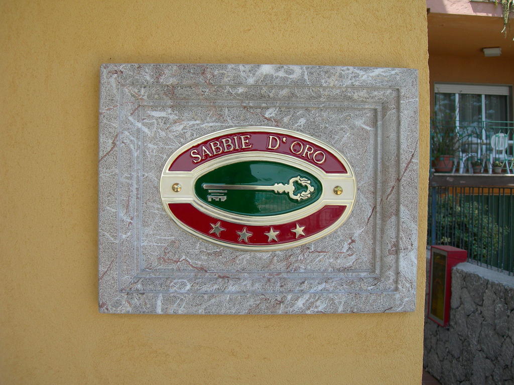 Hotel Sabbie D'Oro Giardini Naxos Exterior foto